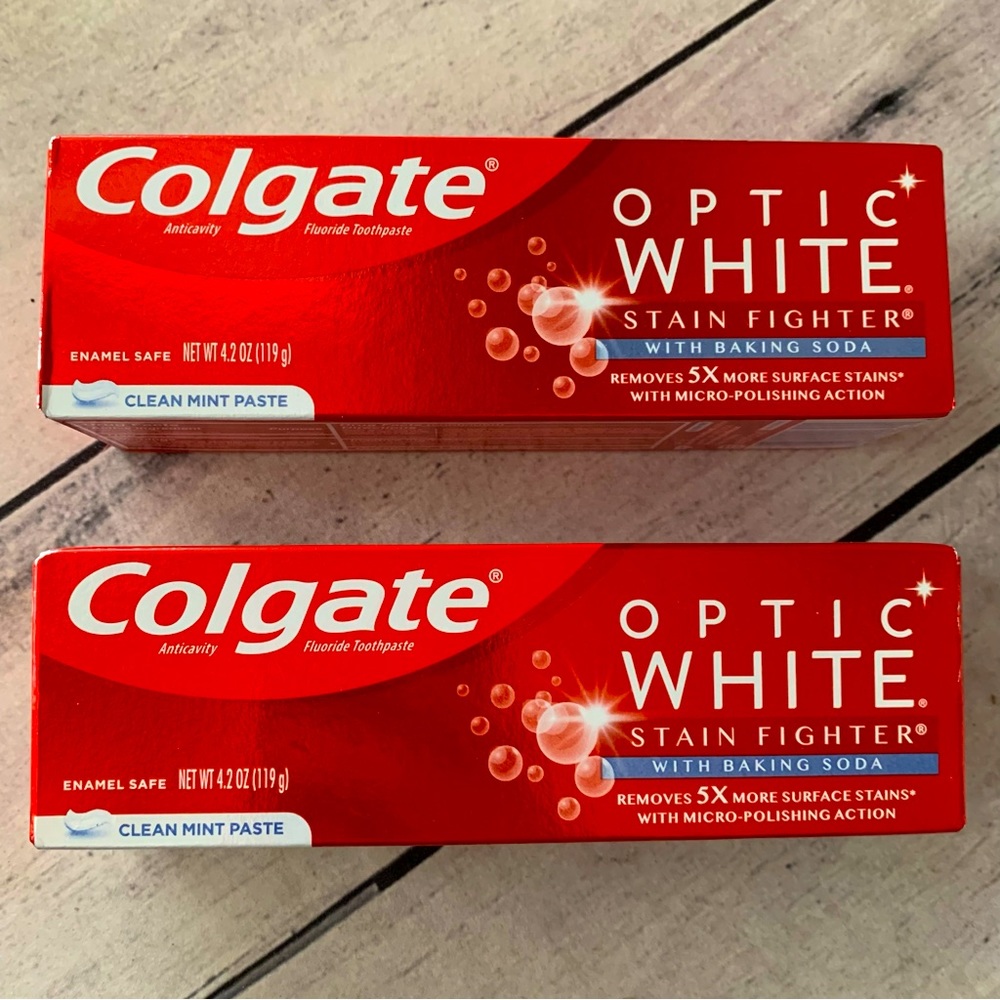 4/9$  2x Colgate Optic White Stain Fighter Clean Mint w/ Baking Soda Toothpaste